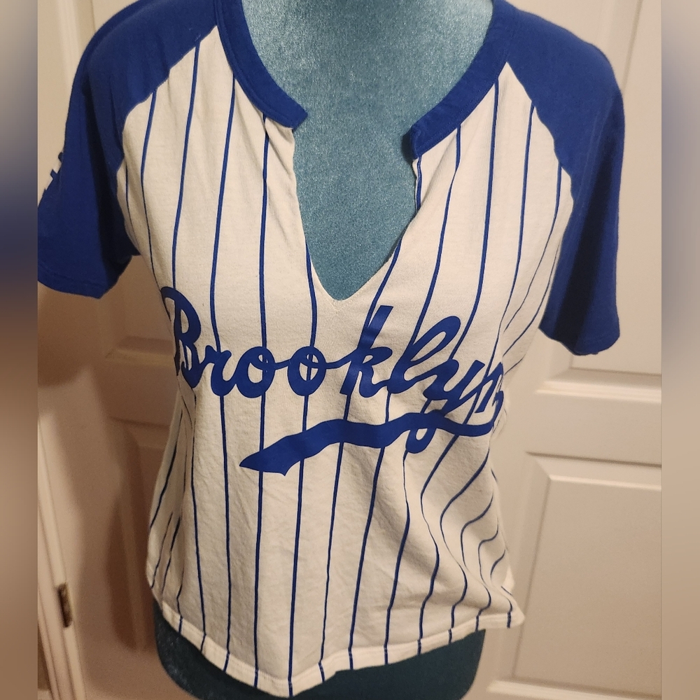 VS PINK jersey tshirt Medium
